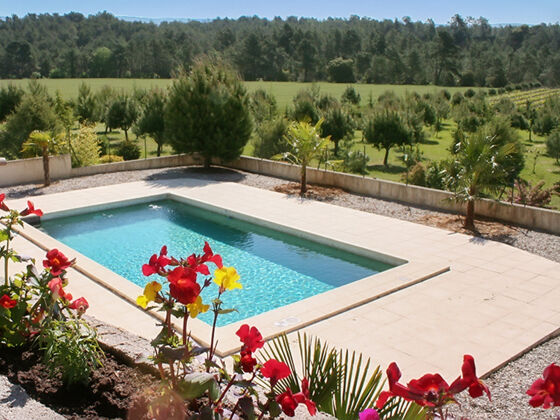 Außergewöhnliche Villa für 6 Pers. mit Schwimmbad in Mormoiron
