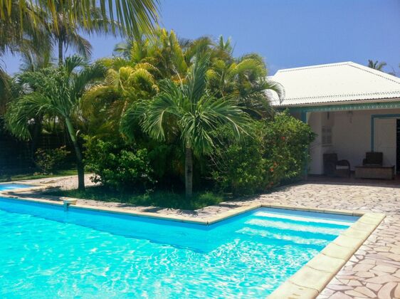¡A 300 m de la playa! Villa para 8 pers. con piscina en Saint François