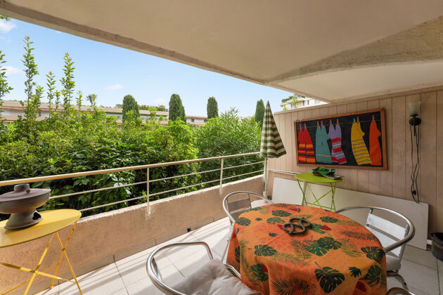 Amazing studio 800 m away from the beach for 3 ppl. with shared pool