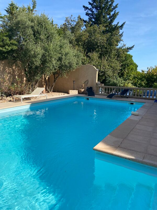 Vue sur piscine Villa Sainte-Maxime