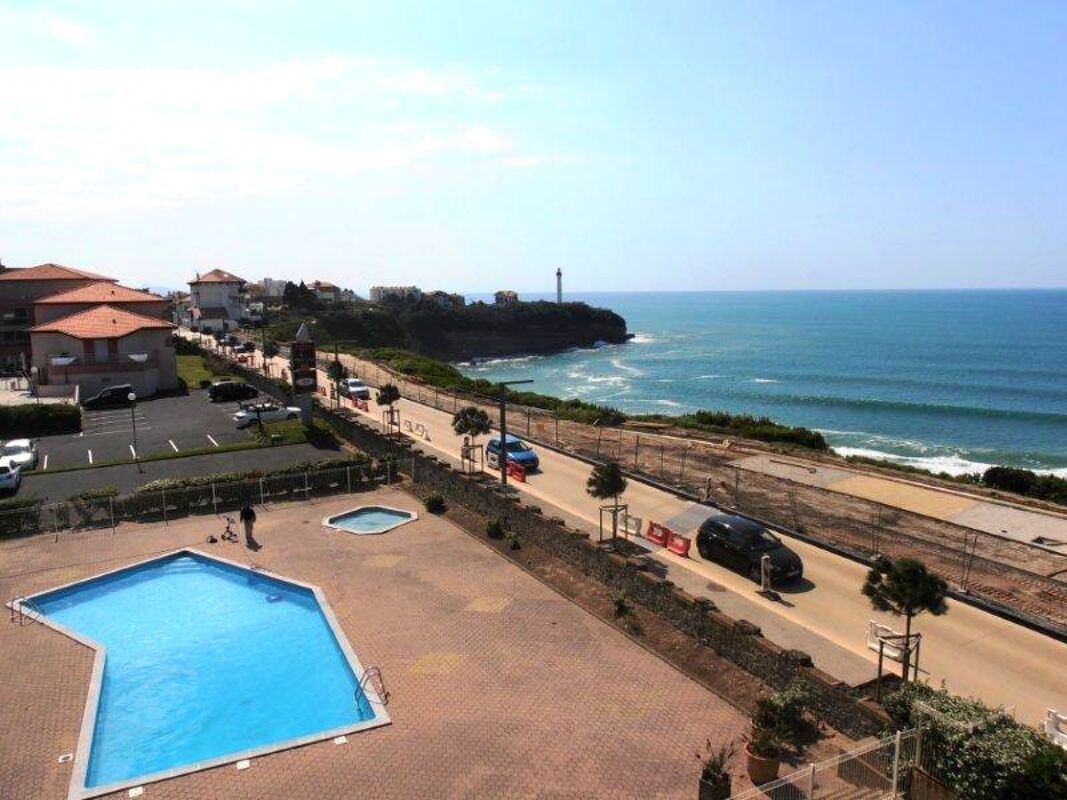 Swimming pool view Apartment Anglet