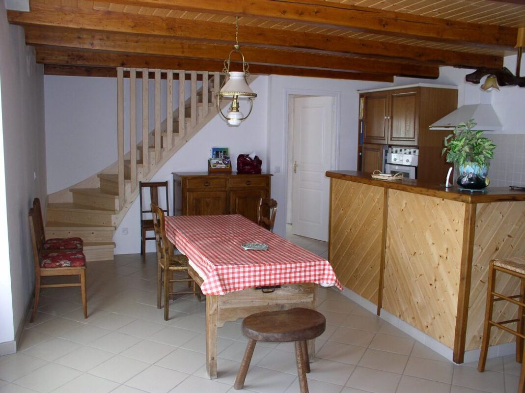 Dining room House Saint-Genès-Champespe
