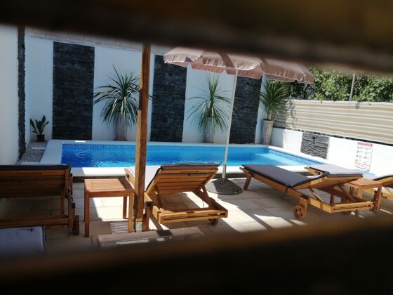 Appartement 2 km away from the beach for 6 ppl. with swimming-pool