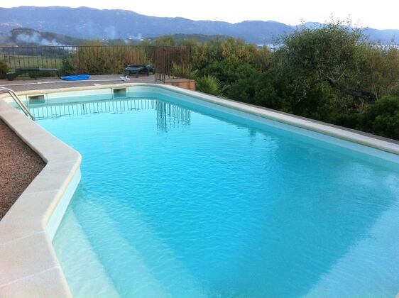Villa 1 km vom Strand entfernt für 8 Pers. mit Schwimmbad in Sagone