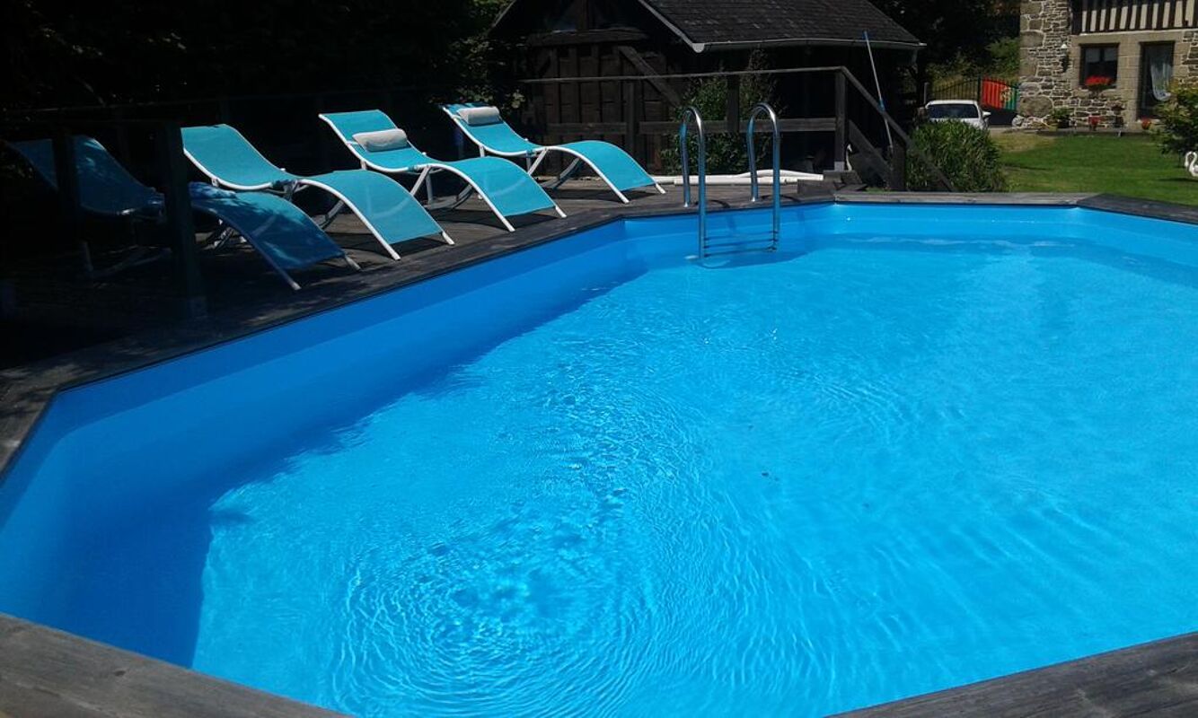 Swimming pool view House Mortain-Bocage