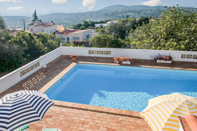 Casa a 15 km dalla spiaggia per 3 pers. con piscina e giardino a Faro