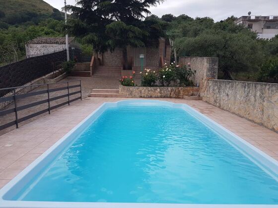 Spaziosa villa per 7 pers. con piscina a Caccamo