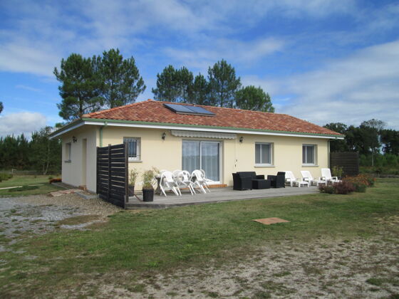 Maison à 10 km de la plage pour 7 pers. avec terrasse à Lit-et-Mixe