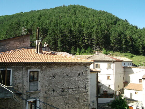 Spacious house 17 km away from the slopes for 6 ppl. at San Sebastiano