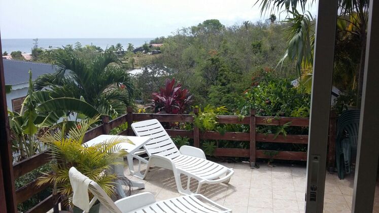 Studio 1 km away from the beach for 2 ppl. with sea view at Marigot