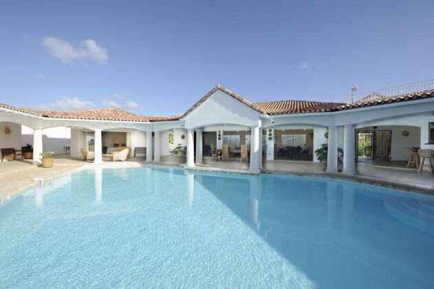 ¡A 200 m de la playa! Villa para 11 pers. con piscina en Saint Martin