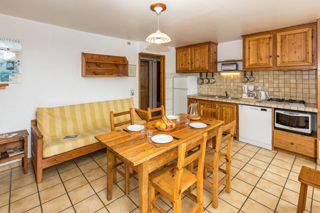 Amazing appartement 1 km away from the slopes for 8 ppl. at Arvieux