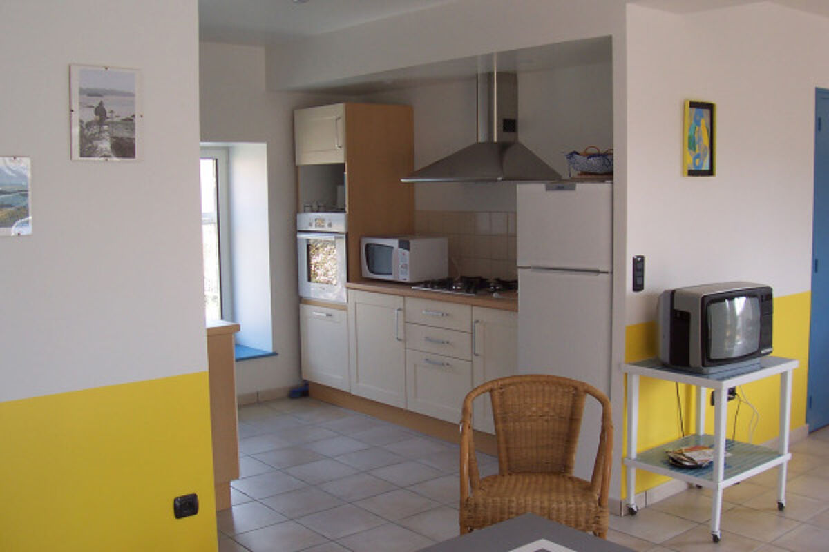 Kitchen Apartment Dragey-Ronthon