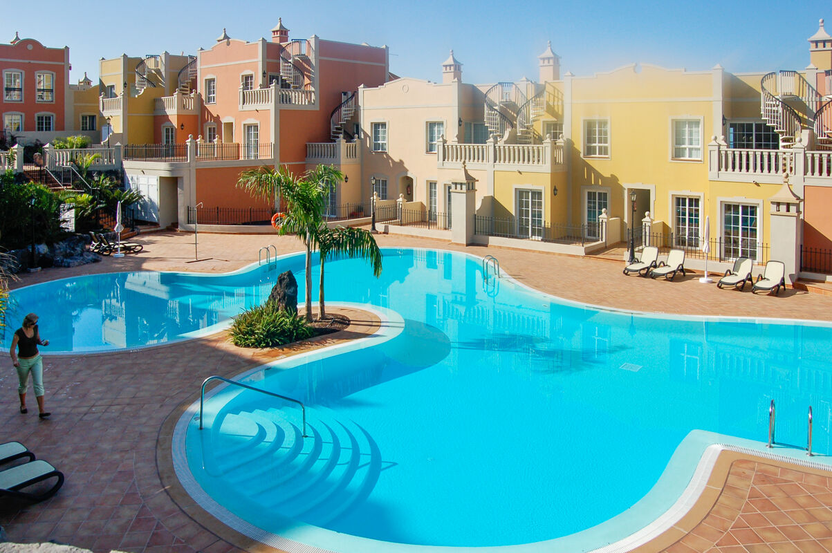 Swimming pool view Apartment Palm-Mar