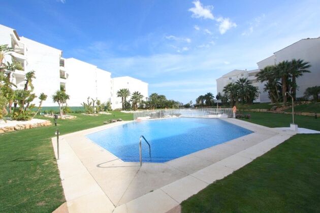 40 m away from the beach! Nice appartement for 4 ppl. with shared pool