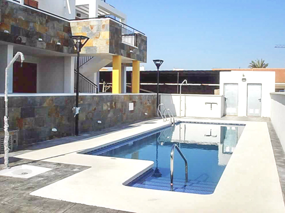 Appartamento a 500 m dalla spiaggia per 4 pers. con accesso piscina