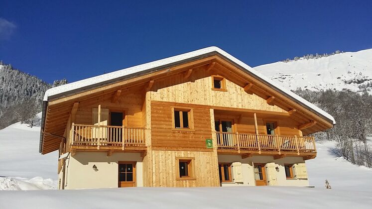 Große Wohnung 2 km vom Skigebiet entfernt für 13 Pers. in Hauteluce