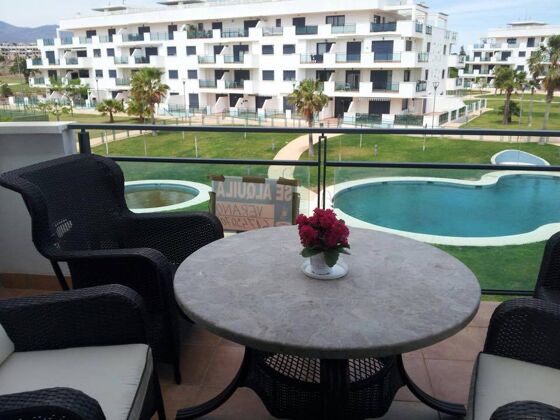 Nice appartement 1 km away from the beach for 4 ppl. with shared pool