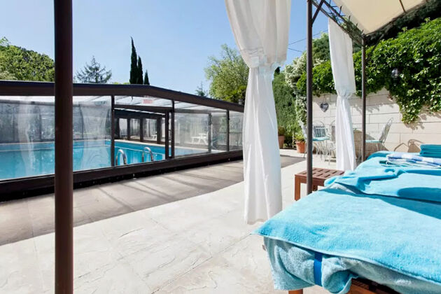 Villa per 8 pers. con piscina, giardino e terrazza a Barbentane