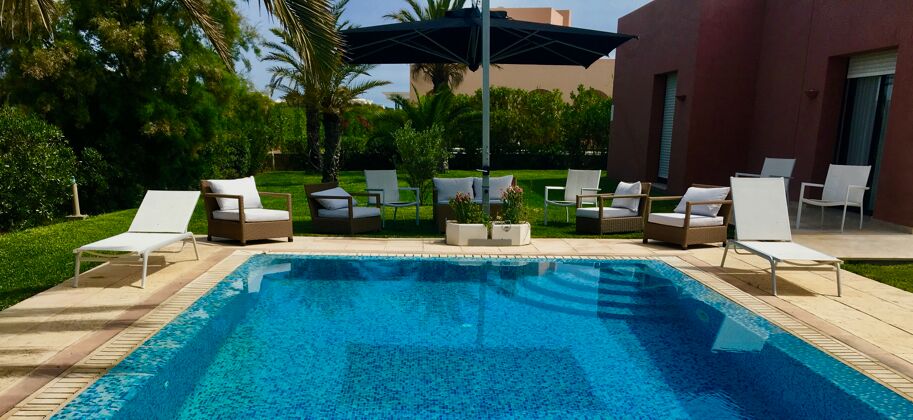 Villa à 400 m de la plage pour 6 pers. avec piscine à La Marsa