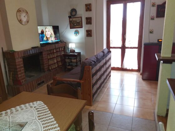 Nice appartement 2 km away from the slopes for 7 ppl. with terrace