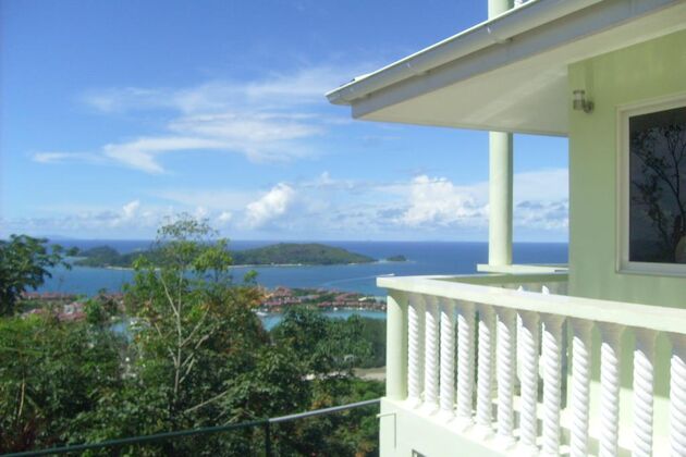 Villa 6 km away from the beach for 4 ppl. at Victoria, Zig Zag Ward