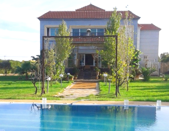 Villa for 6 ppl. with swimming-pool and terrace at Laghnimyene