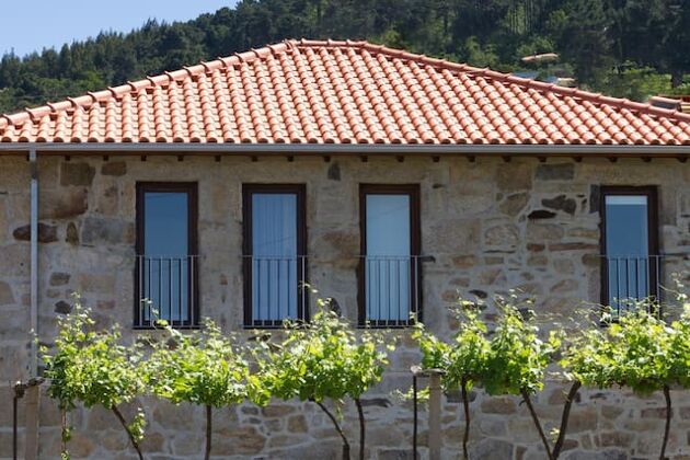 Geräumiges Haus für 2 Pers. mit Terrasse in Riba de Mouro