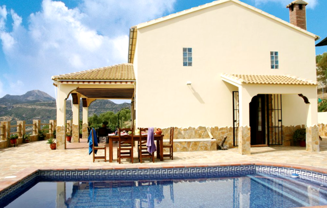 Nice chalet for 4 ppl. with swimming-pool and terrace at El Gastor