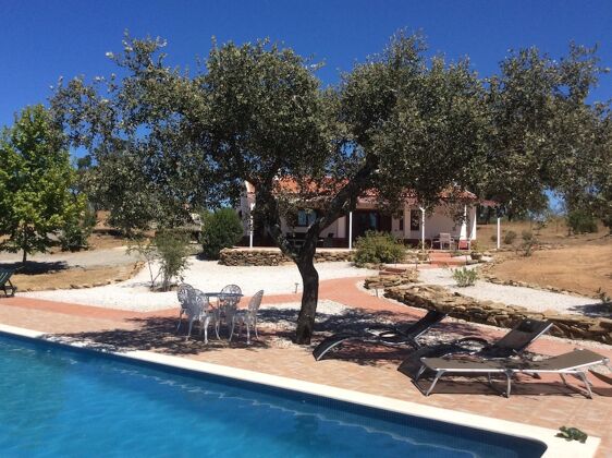 Chalet per 5 pers. con piscina, jacuzzi, giardino e terrazza a Ourique