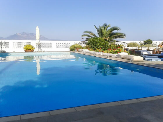 20 m vom Strand entfernt! Villa für 5 Pers. mit Schwimmbad in Nerantza