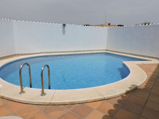 Villa a 900 m de la playa para 14 pers. con piscina, jardín y terraza