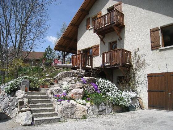 Appartement 2 km away from the slopes for 4 ppl. at Gresse-en-Vercors