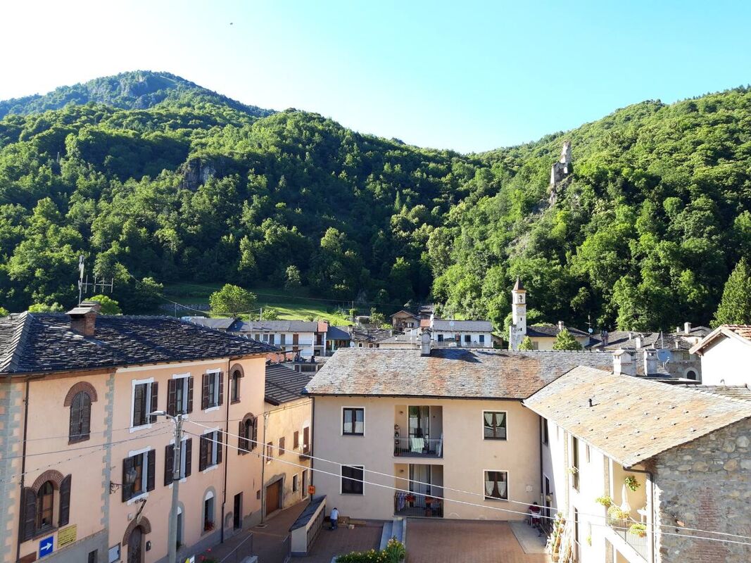 Mountain view Apartment Monterosso Grana