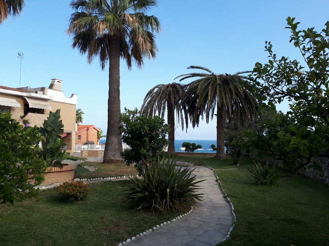 Vista al jardín Apartamento Tarragona