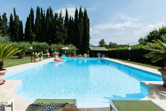 Villa para 4 pers. con piscina compartida, jardín y terraza en Pisa