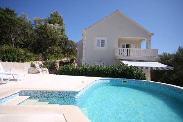 80 m away from the beach! Appartement for 6 ppl. with shared pool
