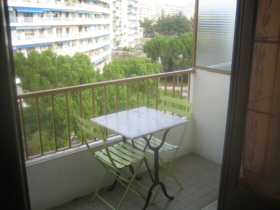 Beautiful studio for 2 ppl. with balcony at Marseille