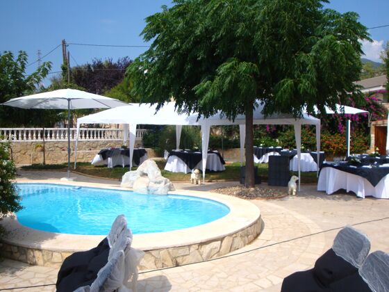 Grande villa para 19 pers. con piscina, jardín y terraza en Alforja