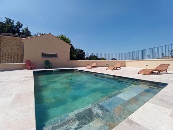 Villa exceptionnelle pour 6 pers. avec piscine et terrasse à Divajeu