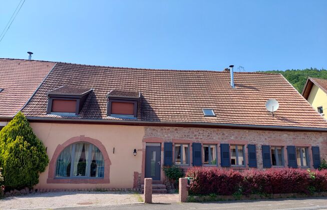 Espectacular casa para 10 pers. con jardín y terraza en Bassemberg