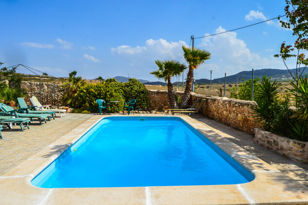 Chalet exceptionnel pour 28 pers. avec piscine et terrasse à Abanilla