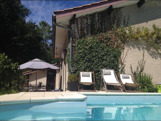 Spaziosa villa per 8 pers. con piscina e terrazza a Le Pian-Médoc