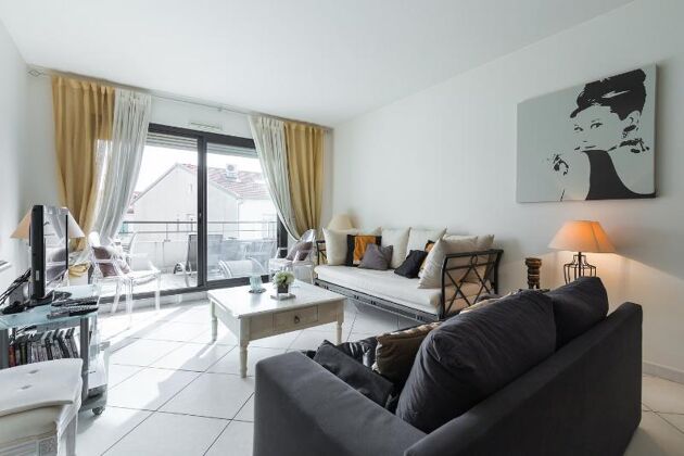 200 m away from the beach! Beautiful appartement for 8 ppl. at Cannes