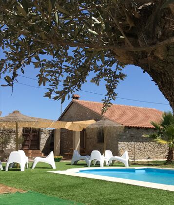 Bella casa per 8 pers. con accesso piscina e giardino a Alcaracejos