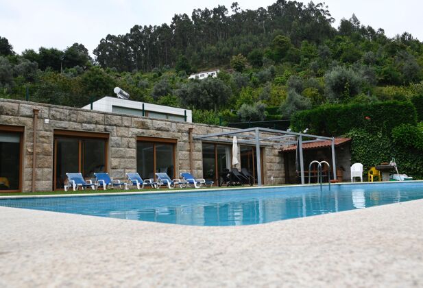 Amazing villa for 8 ppl. with swimming-pool and balcony at Caniçada