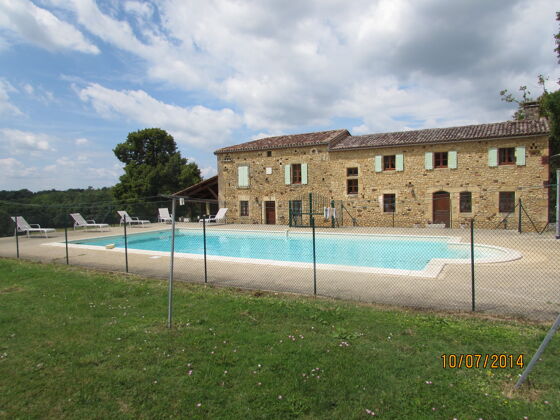 Meravigliosa villa per 14 pers. con piscina e terrazza a Soulaures