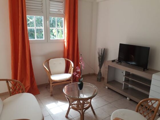 Spacious appartement 10 km away from the beach for 6 ppl. at Le Marin