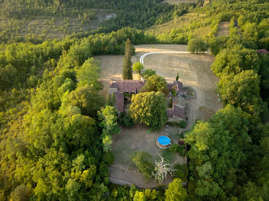 Vue aérienne Villa Blanquefort-sur-Briolance