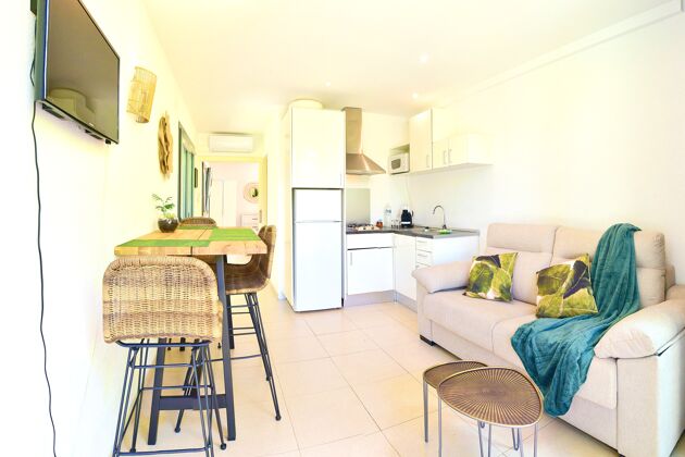Bonito apartamento para 4 pers. con jardín y terraza en Cadaqués